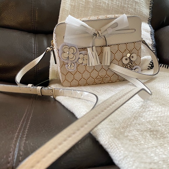 NWT Kate Spade Hayes Bee Embellishment Crossbody - Picture 10 of 11